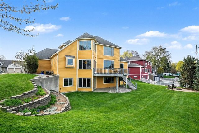 2213 N Bristol Street, Holland, MI 49424