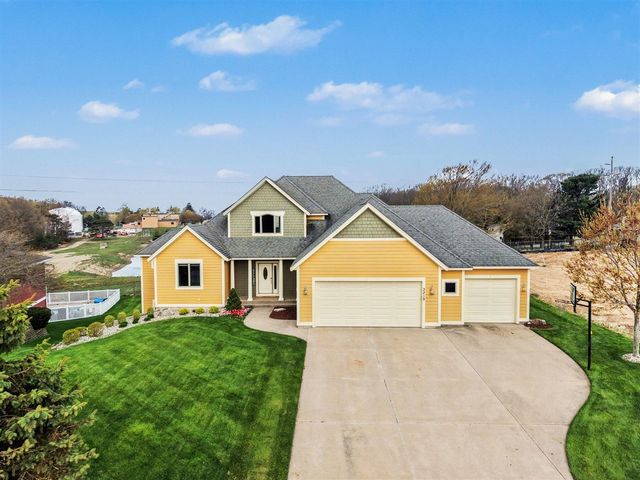 2213 N Bristol Street, Holland, MI 49424