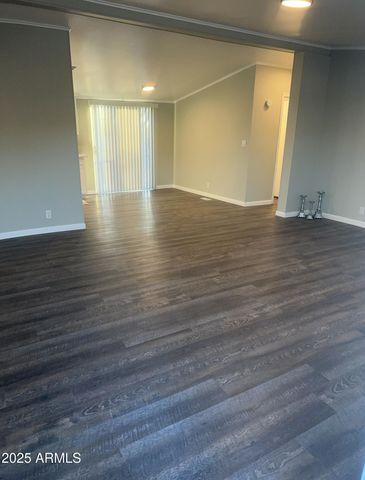 19741 E INDIAN HILLS Drive, Black Canyon City, AZ 85324