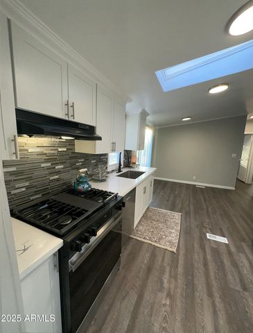 19741 E INDIAN HILLS Drive, Black Canyon City, AZ 85324