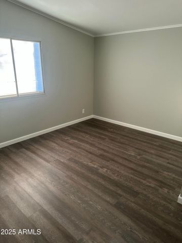 19741 E INDIAN HILLS Drive, Black Canyon City, AZ 85324