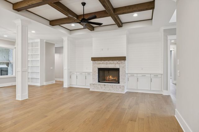 6204 Cedar Brooke Lane, Spring Hill, TN 37174