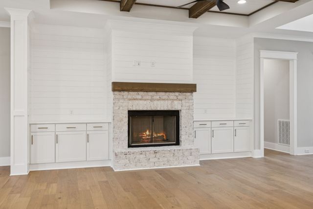 6204 Cedar Brooke Lane, Spring Hill, TN 37174