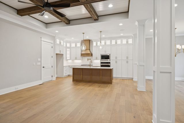 6204 Cedar Brooke Lane, Spring Hill, TN 37174