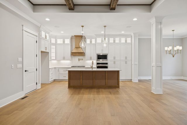 6204 Cedar Brooke Lane, Spring Hill, TN 37174