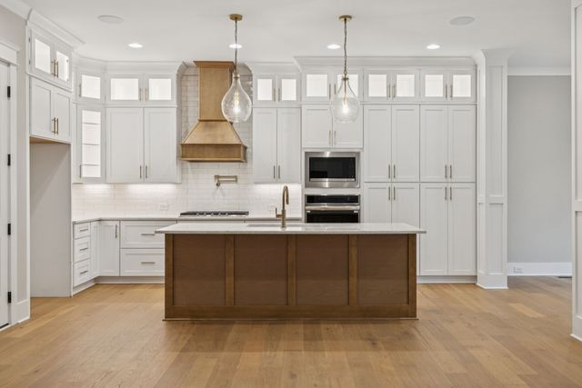 6204 Cedar Brooke Lane, Spring Hill, TN 37174