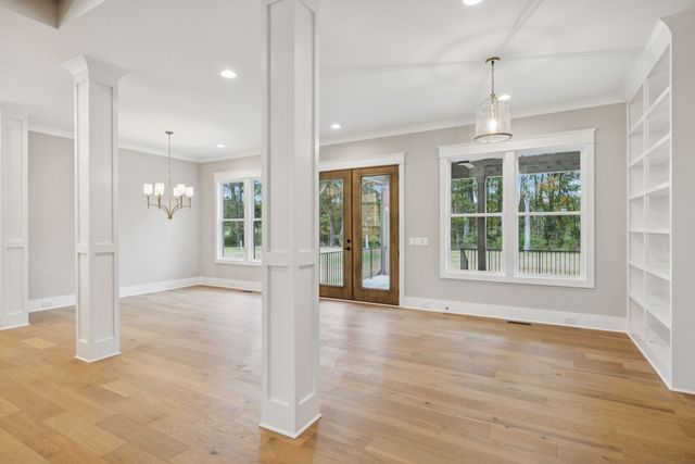 6204 Cedar Brooke Lane, Spring Hill, TN 37174