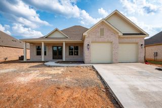 514 Corondelet Lane, Maumelle, AR 72113