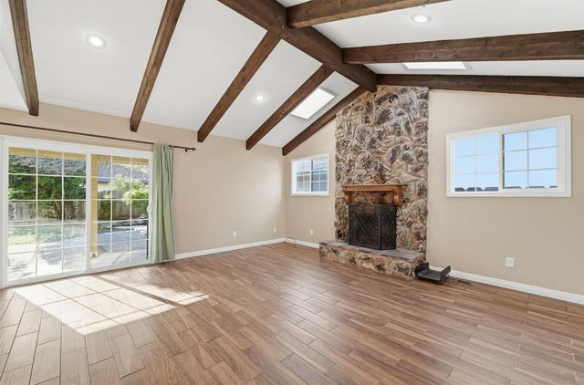 1509 Maplehill Rd, Modesto, CA 95350