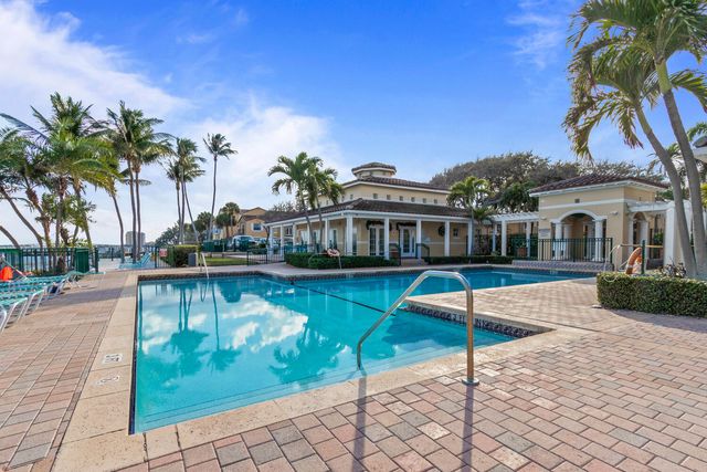 1135 Lake Shore Drive 206, Lake Park, FL 33403