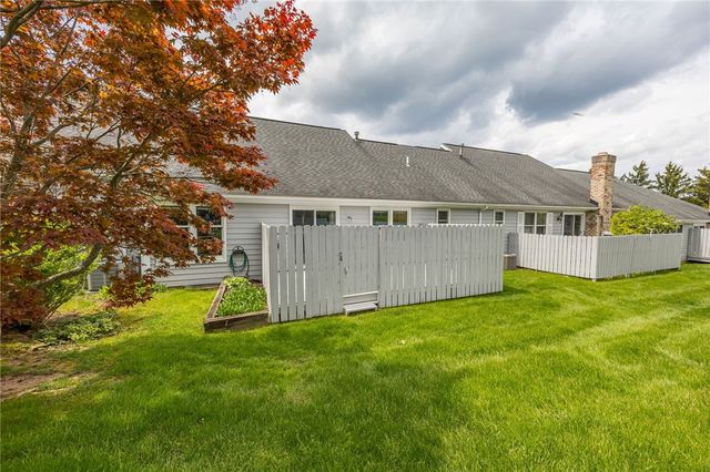 64 Greenwood Park, Pittsford, NY 14534