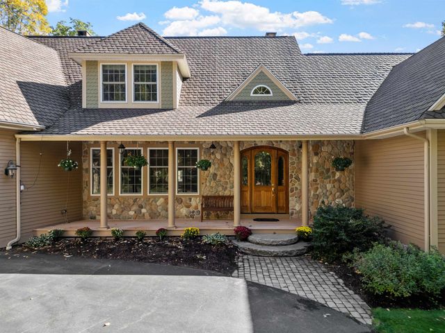 66 Hayes Lane, Moultonborough, NH 03254