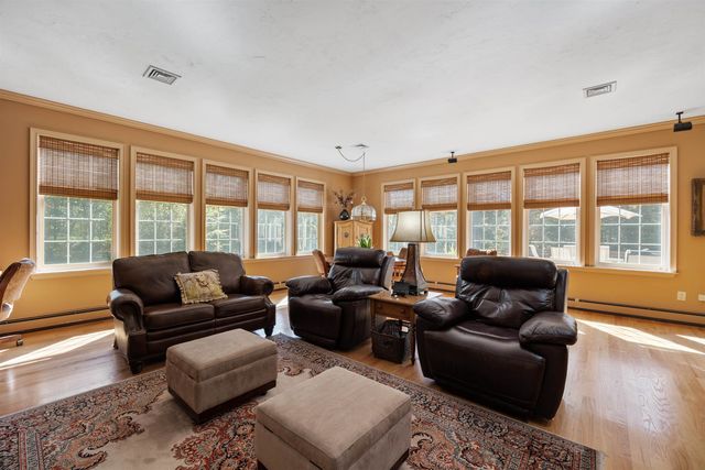 66 Hayes Lane, Moultonborough, NH 03254