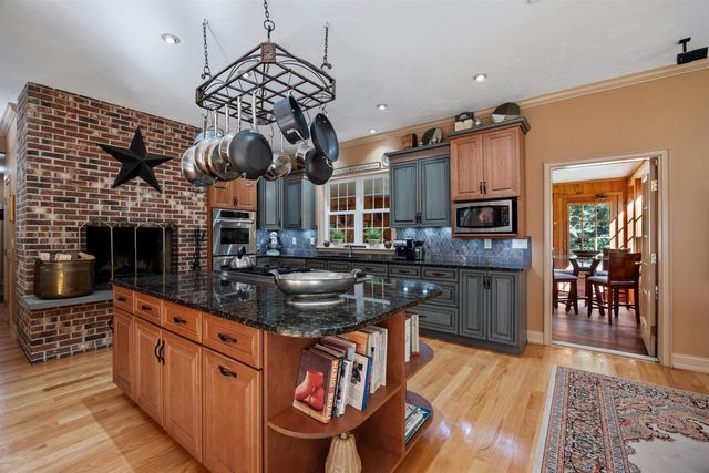 66 Hayes Lane, Moultonborough, NH 03254