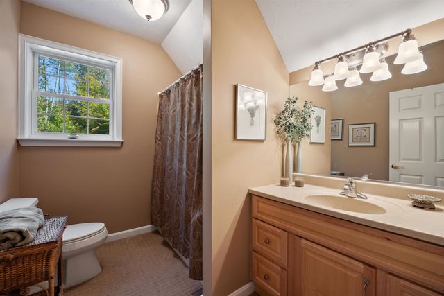 66 Hayes Lane, Moultonborough, NH 03254