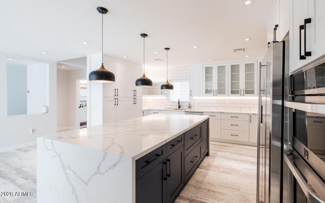 6929 E MARIPOSA Drive, Scottsdale, AZ 85251