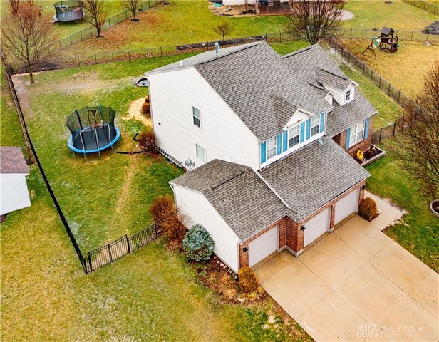 6907 Pegram Way, Huber Heights, OH 45424