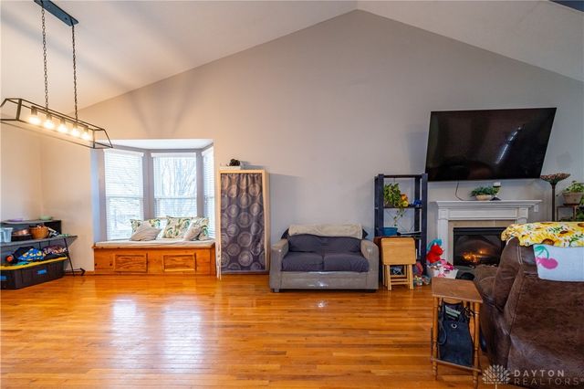 6907 Pegram Way, Huber Heights, OH 45424