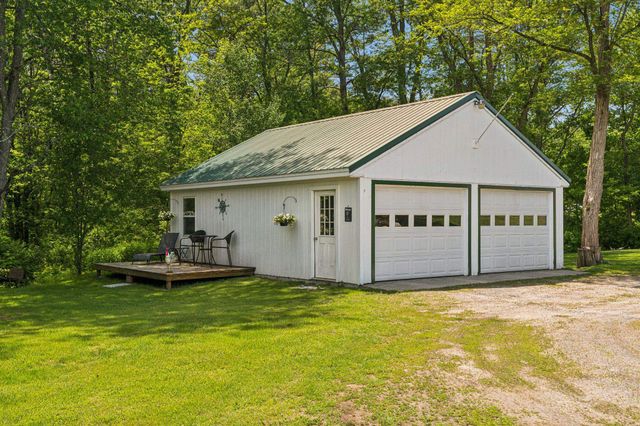 638 John Stark Highway, Newport, NH 03773