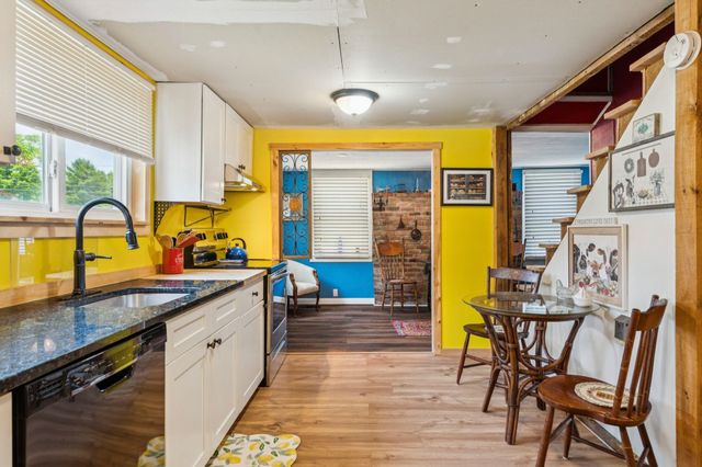 638 John Stark Highway, Newport, NH 03773
