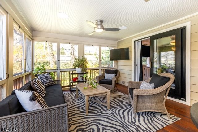 108 Durand Rd, Maplewood Twp., NJ 07040