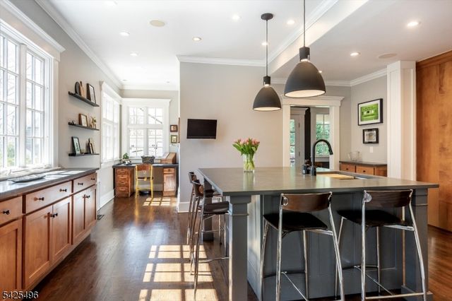 108 Durand Rd, Maplewood Twp., NJ 07040