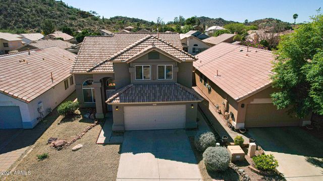 2221 E MENADOTA Drive, Phoenix, AZ 85024