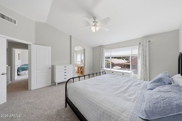 2221 E MENADOTA Drive, Phoenix, AZ 85024