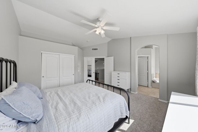 2221 E MENADOTA Drive, Phoenix, AZ 85024