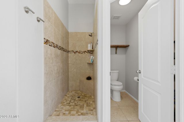 2221 E MENADOTA Drive, Phoenix, AZ 85024