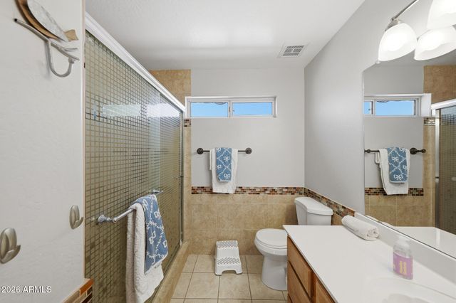 2221 E MENADOTA Drive, Phoenix, AZ 85024