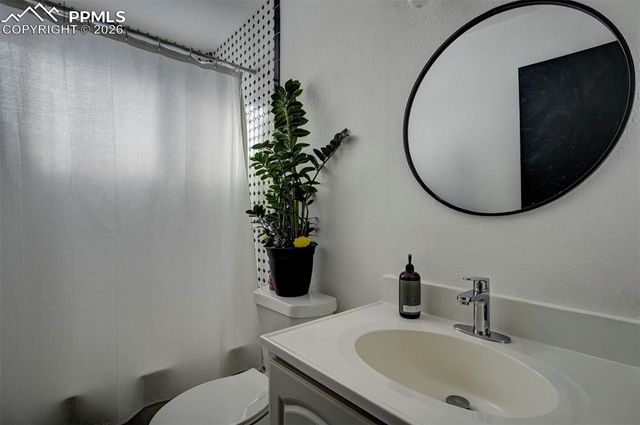 2827 Gomer Avenue, Colorado Springs, CO 80910