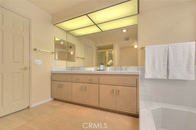 48121 Calle Seranas, La Quinta, CA 92253