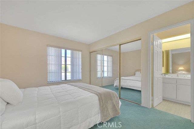 48121 Calle Seranas, La Quinta, CA 92253