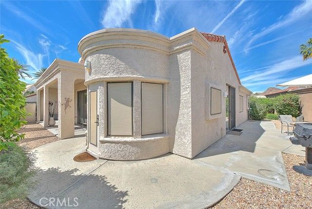 48121 Calle Seranas, La Quinta, CA 92253