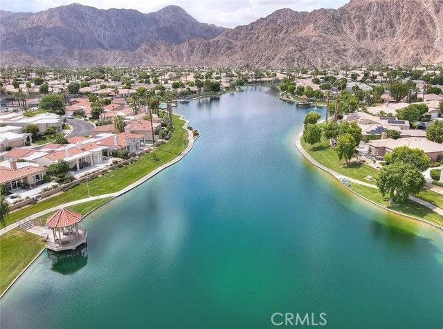 48121 Calle Seranas, La Quinta, CA 92253