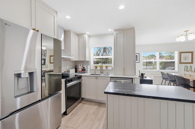 10690 NW 12th Drive, Plantation, FL 33322