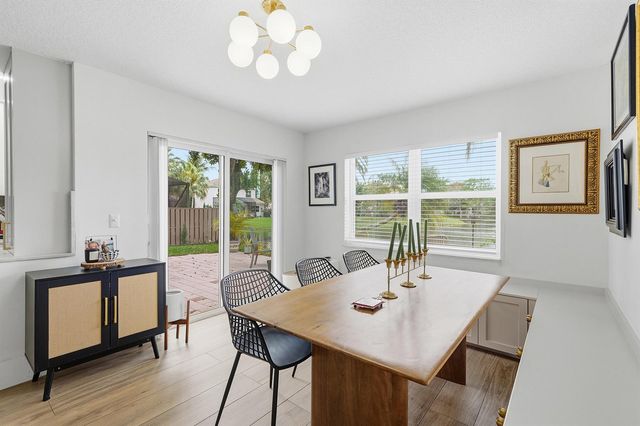 10690 NW 12th Drive, Plantation, FL 33322