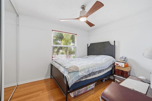 10690 NW 12th Drive, Plantation, FL 33322