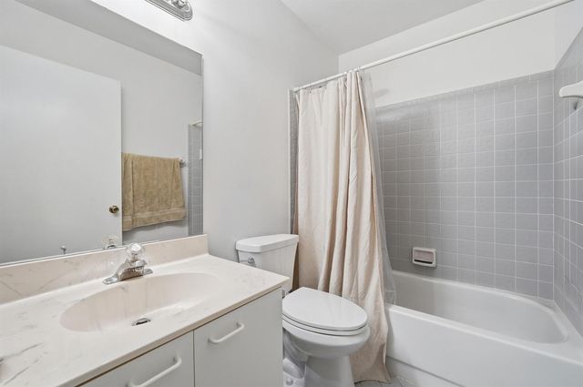 10690 NW 12th Drive, Plantation, FL 33322