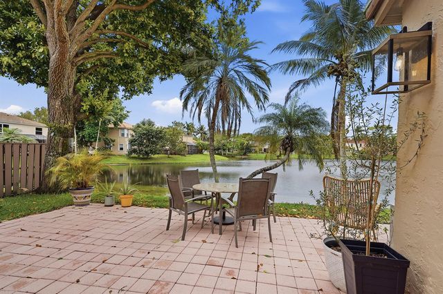10690 NW 12th Drive, Plantation, FL 33322