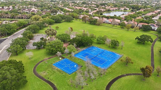 10690 NW 12th Drive, Plantation, FL 33322