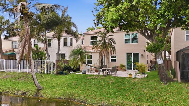 10690 NW 12th Drive, Plantation, FL 33322