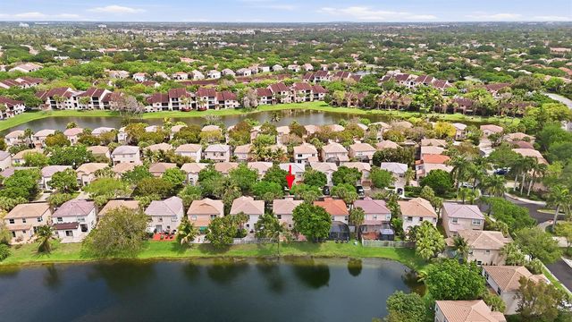 10690 NW 12th Drive, Plantation, FL 33322