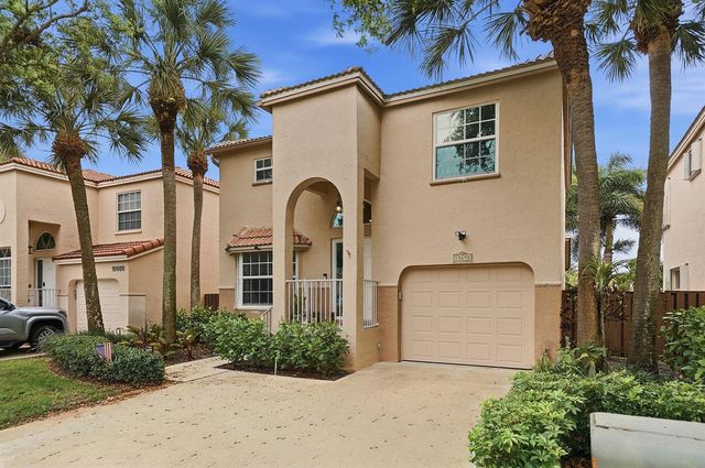 10690 NW 12th Drive, Plantation, FL 33322