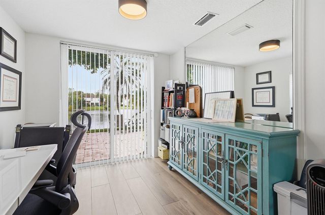 10690 NW 12th Drive, Plantation, FL 33322