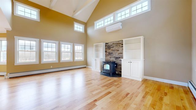 20 Robin Lane, Charlotte, VT 05445