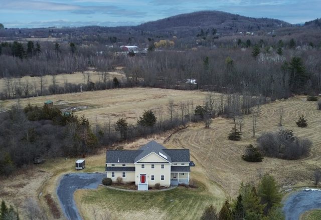 20 Robin Lane, Charlotte, VT 05445