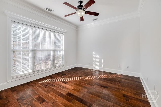 389 Chastain Cir, Richmond Hill, GA 31324