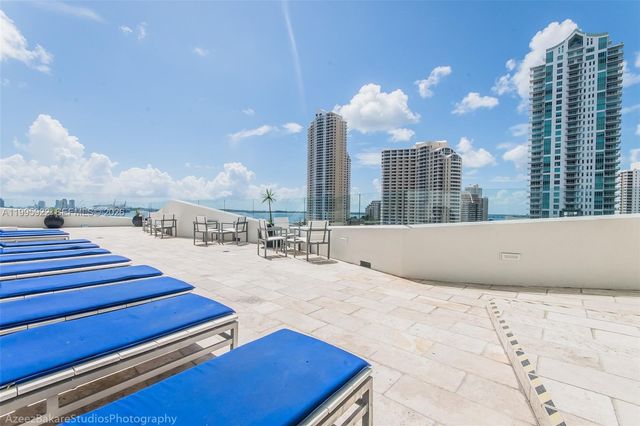 325 S Biscayne Blvd 3320, Miami, FL 33131